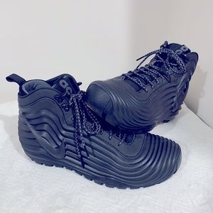 Nike Lunardome Sneakerboot Size 12